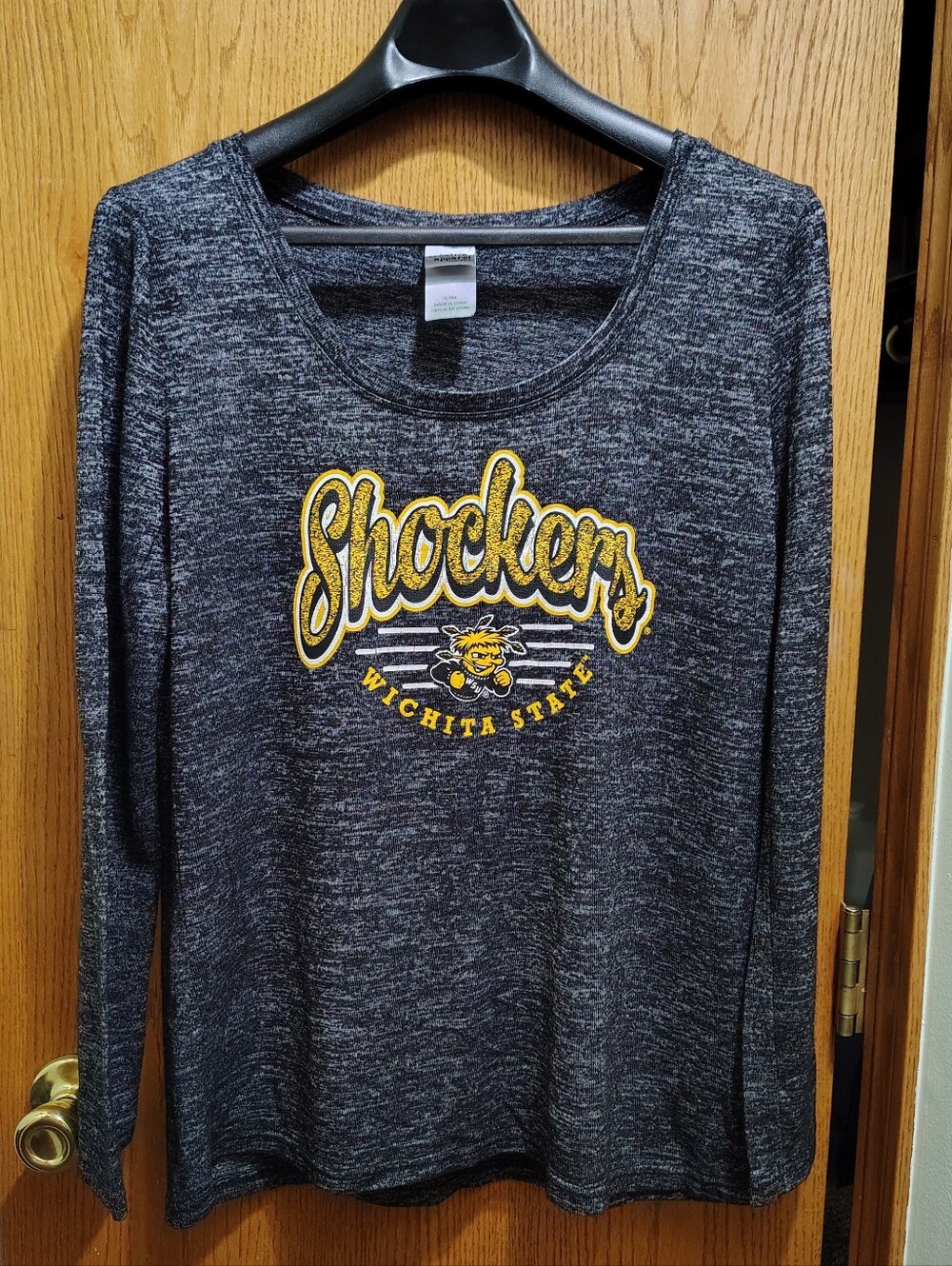 Wichita State Shockers Women's Black Heather Long-Sleeve Sweatshirt